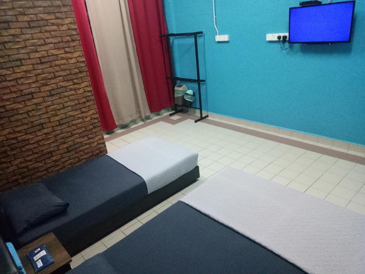 Kuala Besut Jetty Budget Hotel Ain - In Front Of Kuala Besut Jetty Extérieur photo