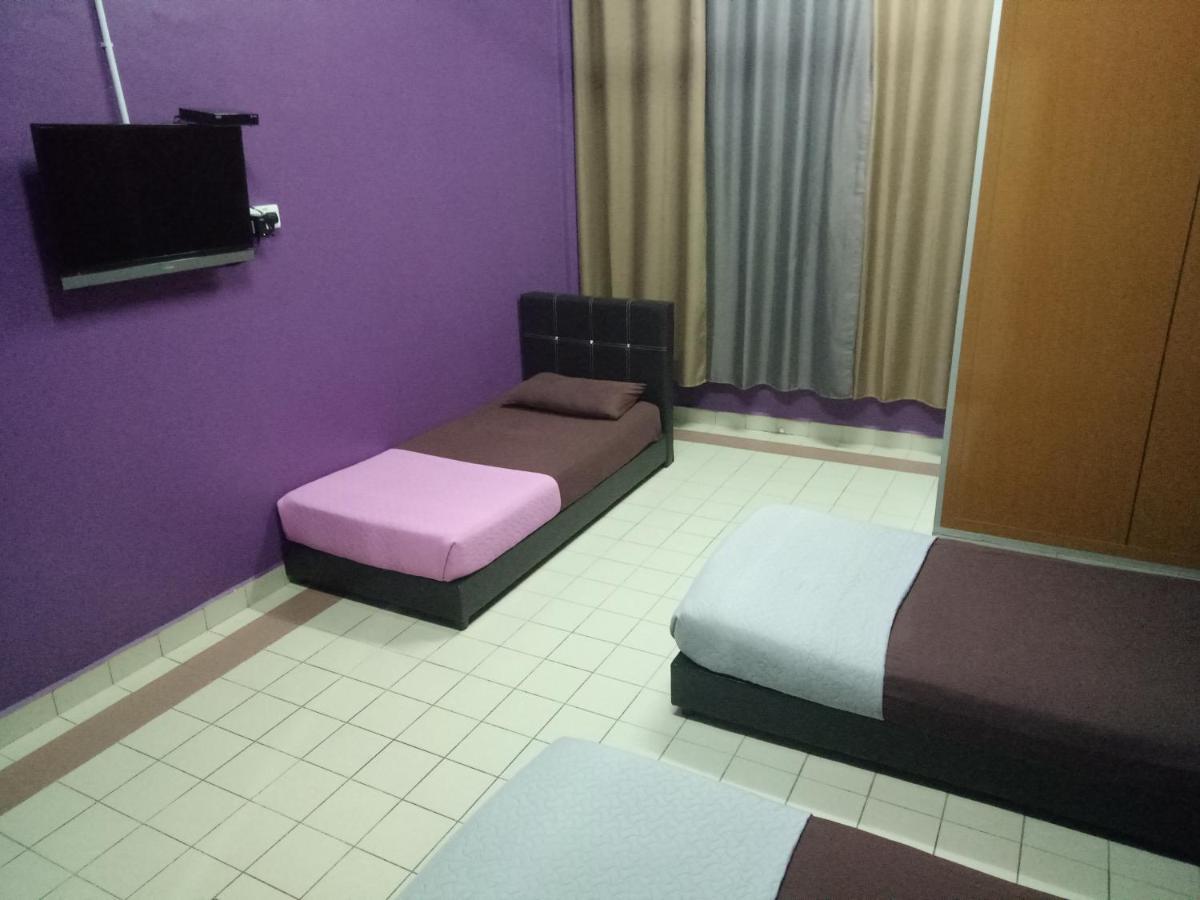 Kuala Besut Jetty Budget Hotel Ain - In Front Of Kuala Besut Jetty Extérieur photo